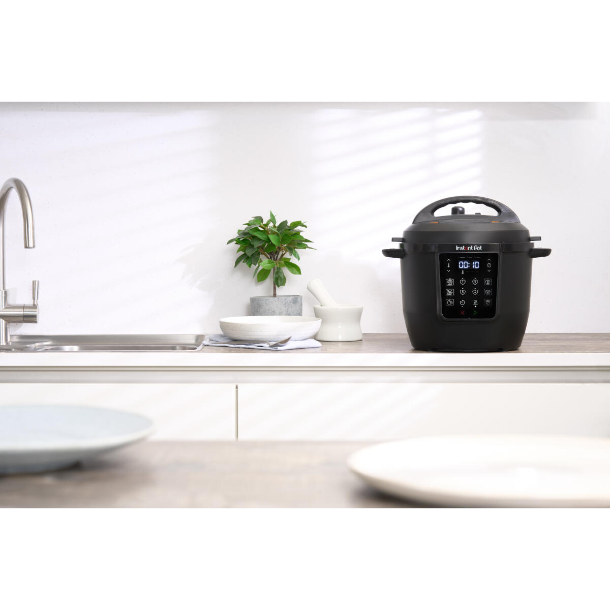 Instant Pot 5,7L Multikocher (RIO)