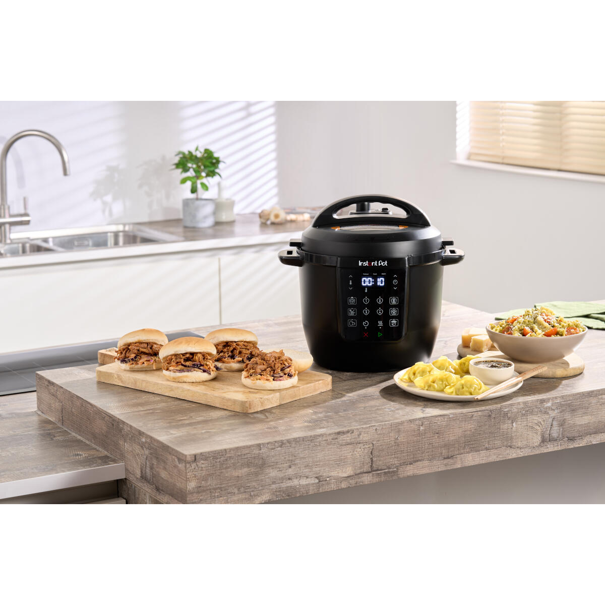 Instant Pot 5,7L Multikocher (RIO)